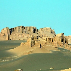 Tourism in the Lut Desert